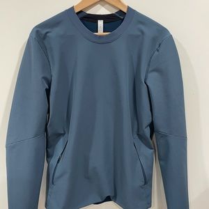 Lululemon water resistant crewneck